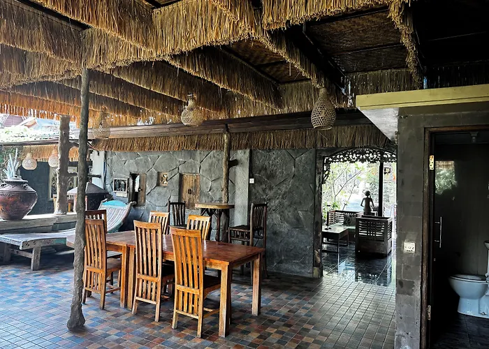 Kubuku Hotel